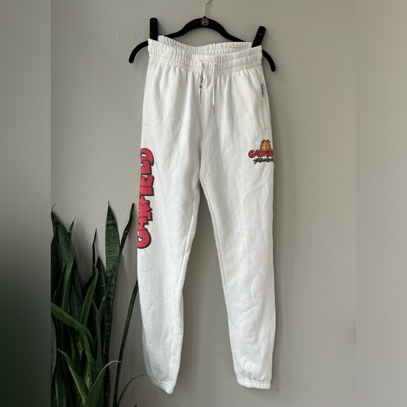 THE LAUNDRY ROOM x GARFIELD REVOLVE WHITE SWEATPANTS UNISEX S - Picture 2 of 4